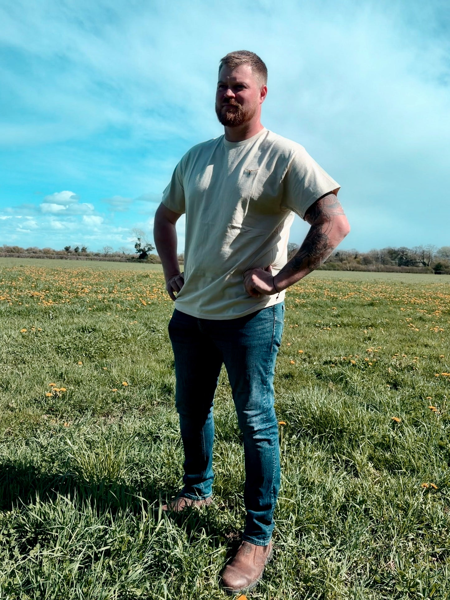 Longhorn Bull Skull Desert Drift Tee – Sand